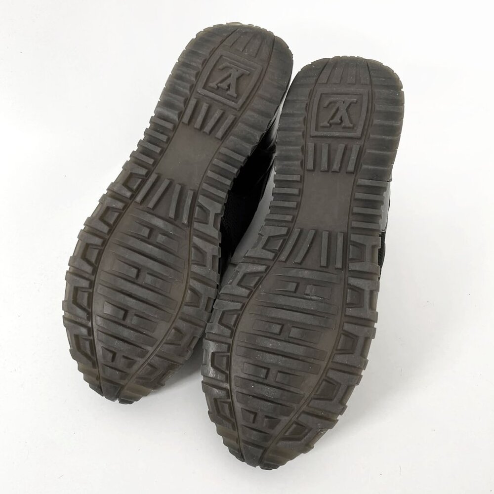 Vuitton sneakers - Run Away line - US7.5 - Picture 15 of 16